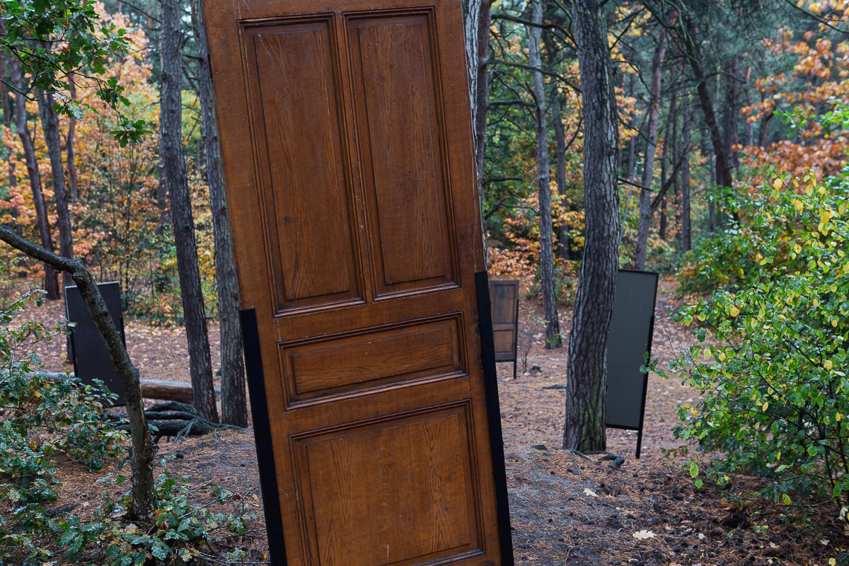 WANTED: (Old) OUTSIDE doors for sound installation Doors of Listening in Het Klankenbos